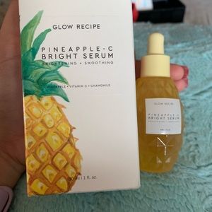 Glow Recipe pineapple c bright serum